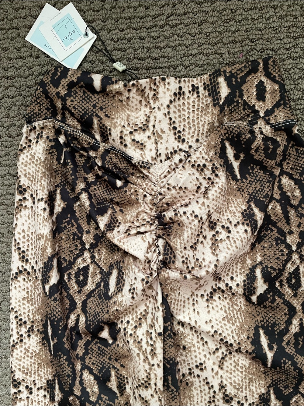 By Egreis Egi Leggings in Tan - Picture 5 of 5